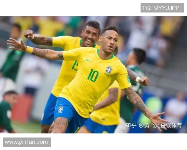 美国职业足球球星的成长历程与赛场风采全景解析