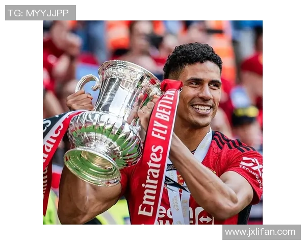 足球传奇谢幕致敬退役球星的辉煌生涯与永恒印记 足球传奇谢幕致敬退役球星的辉煌生涯与永恒印记