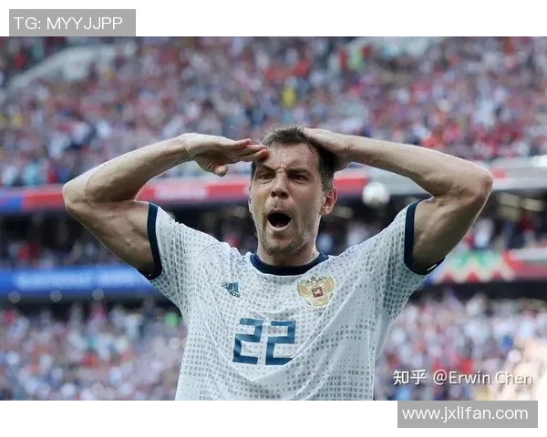 足球巨星独特庆祝手势背后隐藏的激情故事与文化解读 足球巨星独特庆祝手势背后隐藏的激情故事与文化解读