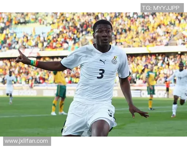 足球明星脚下的秘密：他们穿多大鞋子及鞋码背后的故事