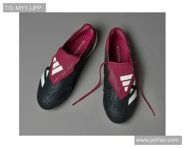 足球球星独特鞋款图案解析与设计灵感探究